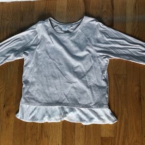 This is a little girl’s shirt. It’s long sleeve.